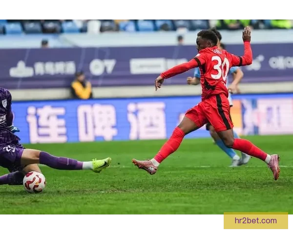 中超冠军预测申花四成五领先海港三成二上海双雄争冠悬念升级在即